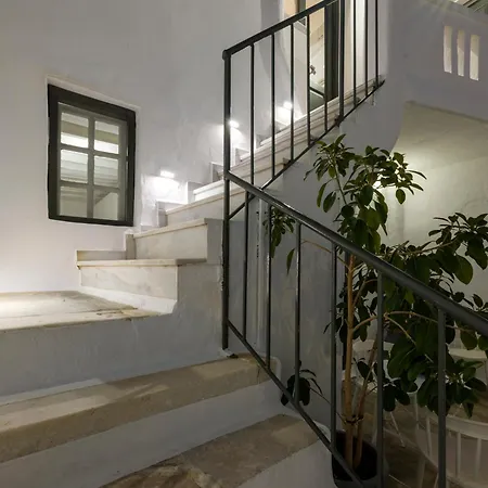 Mykonian Living The Little Venice & Appartement Mykonos Town