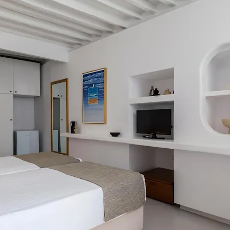 Mykonian Living The Little Venice & Apartamento