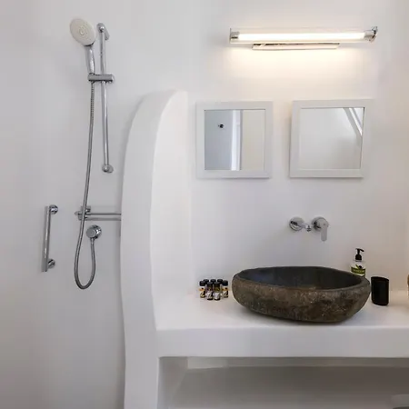 Mykonian Living The Little Venice & Apartamento *
