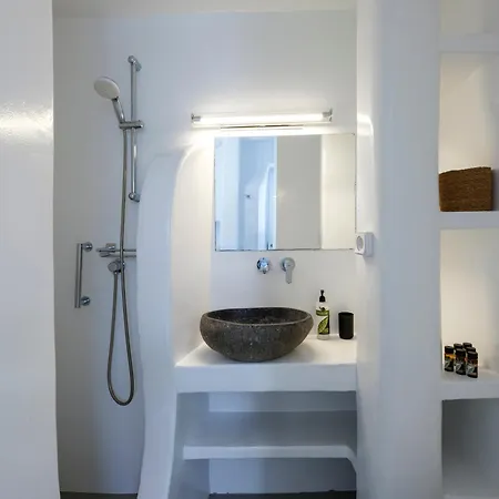 Mykonian Living The Little Venice & Apartamento *
